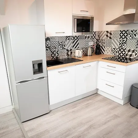 Loc'Nuit - Appartements Tout Confort - Hyper Centre Agen Exterior photo