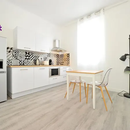 Loc'Nuit - Appartements Tout Confort - Hyper Centre Agen Exterior photo